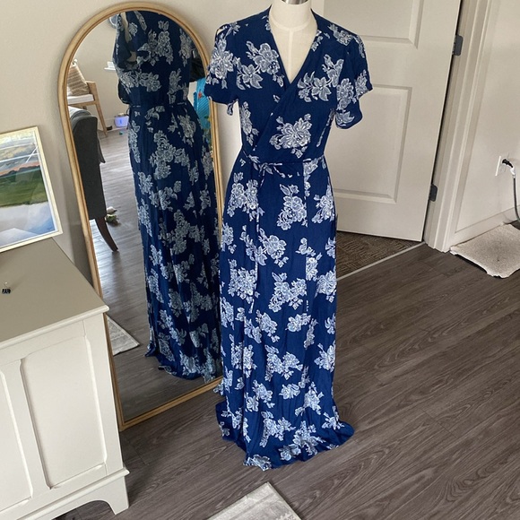 Lulus Heart of Marigold Navy Blue Floral Print Wrap Maxi Dress - Picture 4 of 16